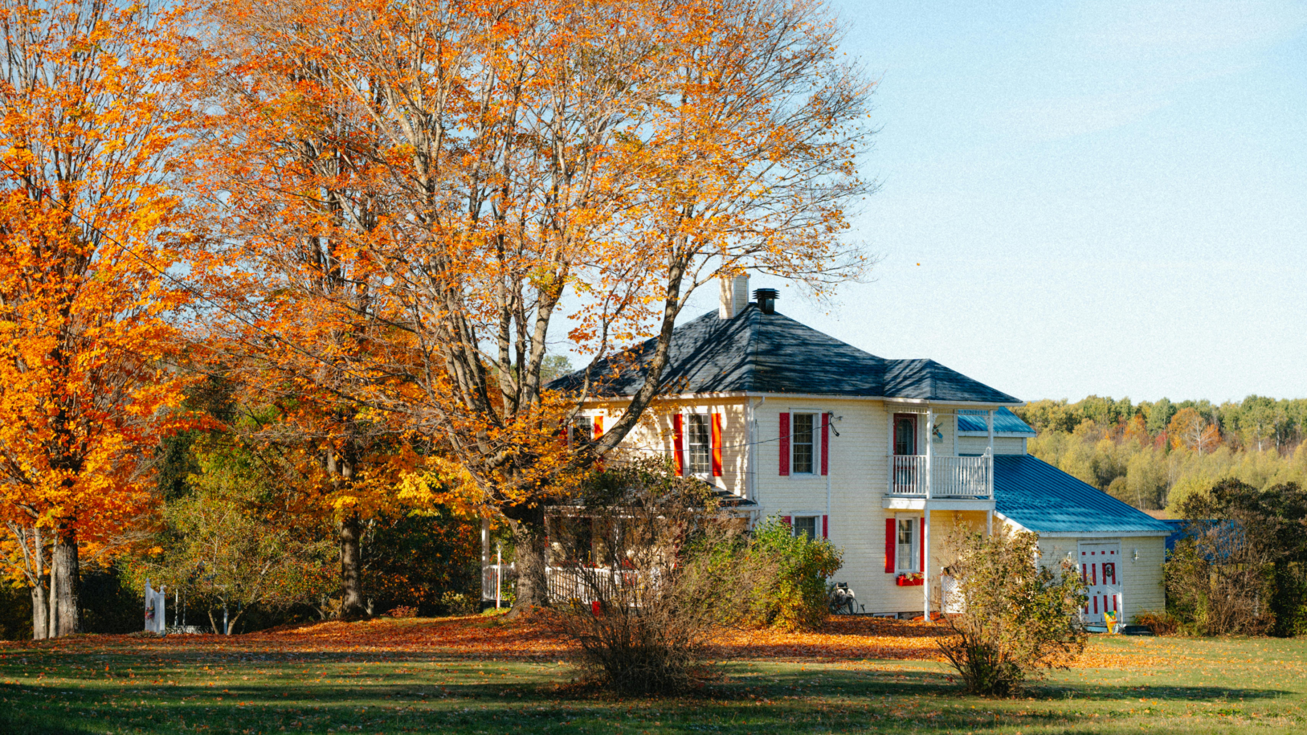 Pennsylvania house at fall